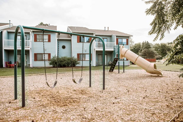 Images Spring Brook Apartments