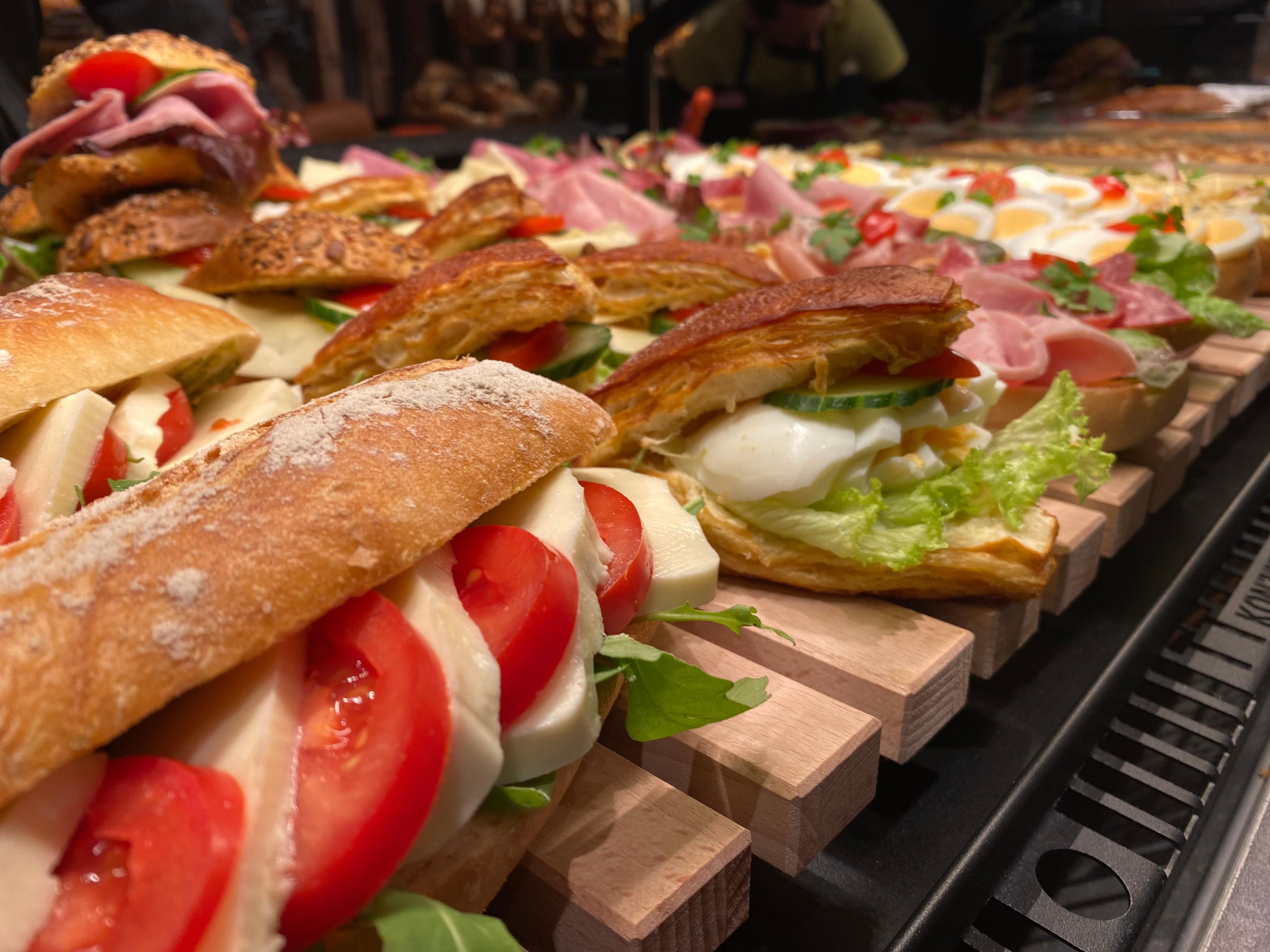 Bäckerei & Konditorei Jahn Inh. Ines Jahn, Marktstraße 13 in Zehdenick