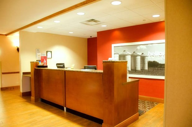 Images Hampton Inn & Suites College Station/US 6-East Bypass