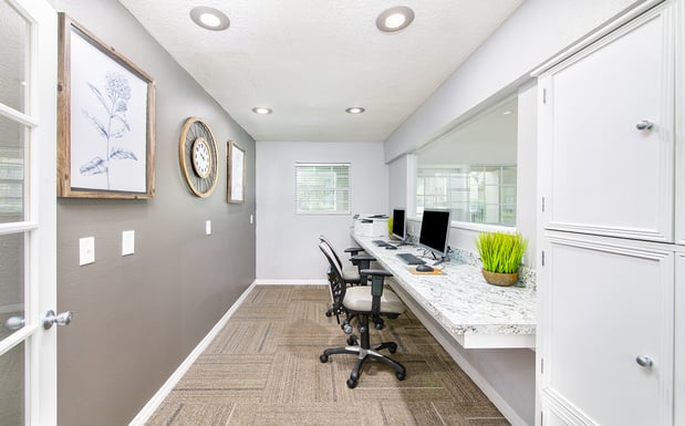 Images MAA Carrollwood