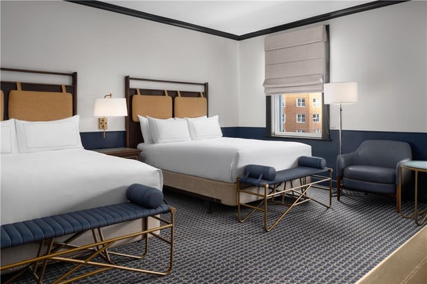 Images Hilton Orrington/Evanston