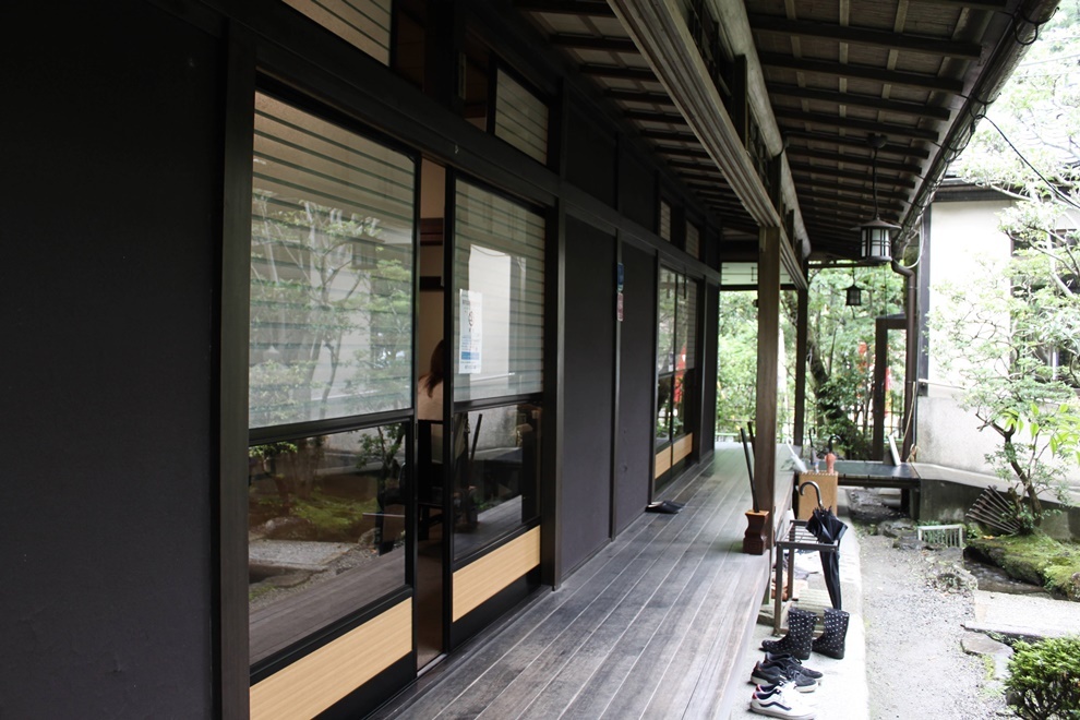 Images 逢坂山かねよ 本店