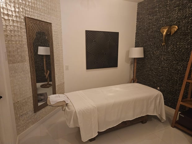 Images Neo Brickell Massage