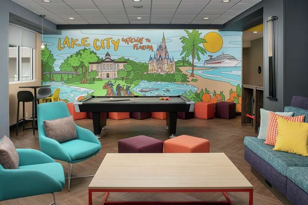 Images Tru by Hilton Lake City