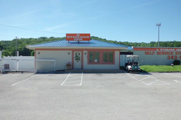 Images A Storage Inn