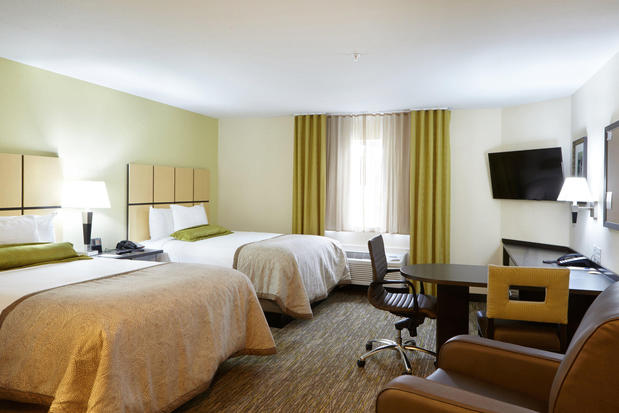 Images Candlewood Suites San Antonio Airport by IHG