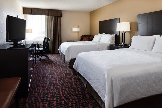 Images Holiday Inn Wichita East I-35 by IHG