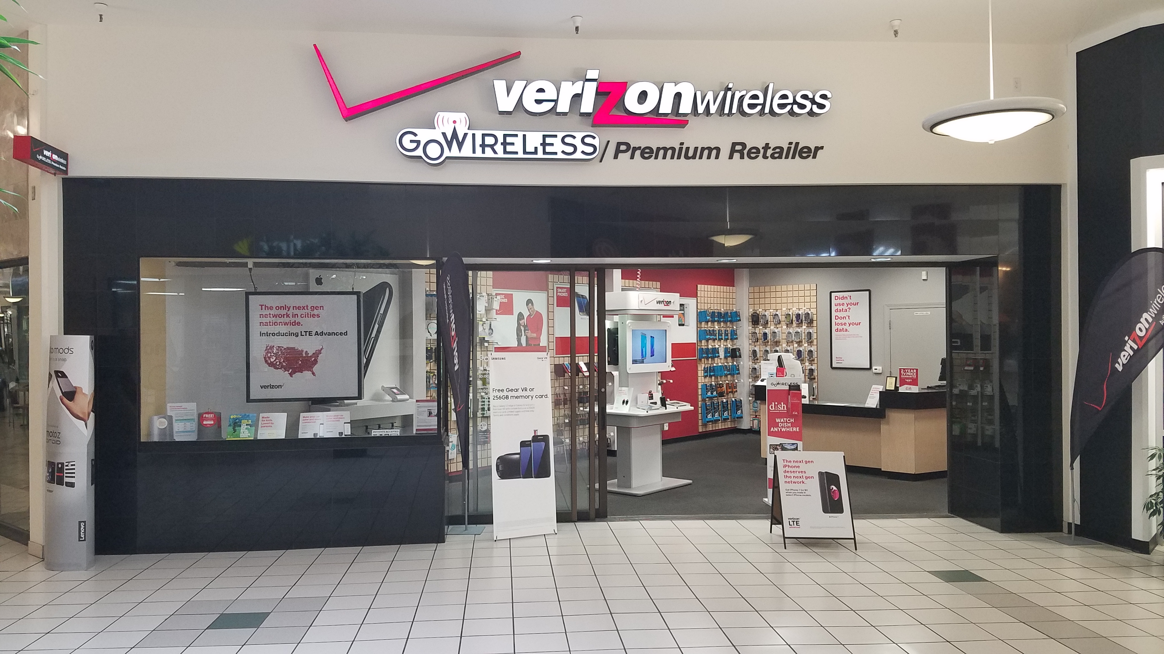 Verizon Authorized Retailer – GoWireless Photo