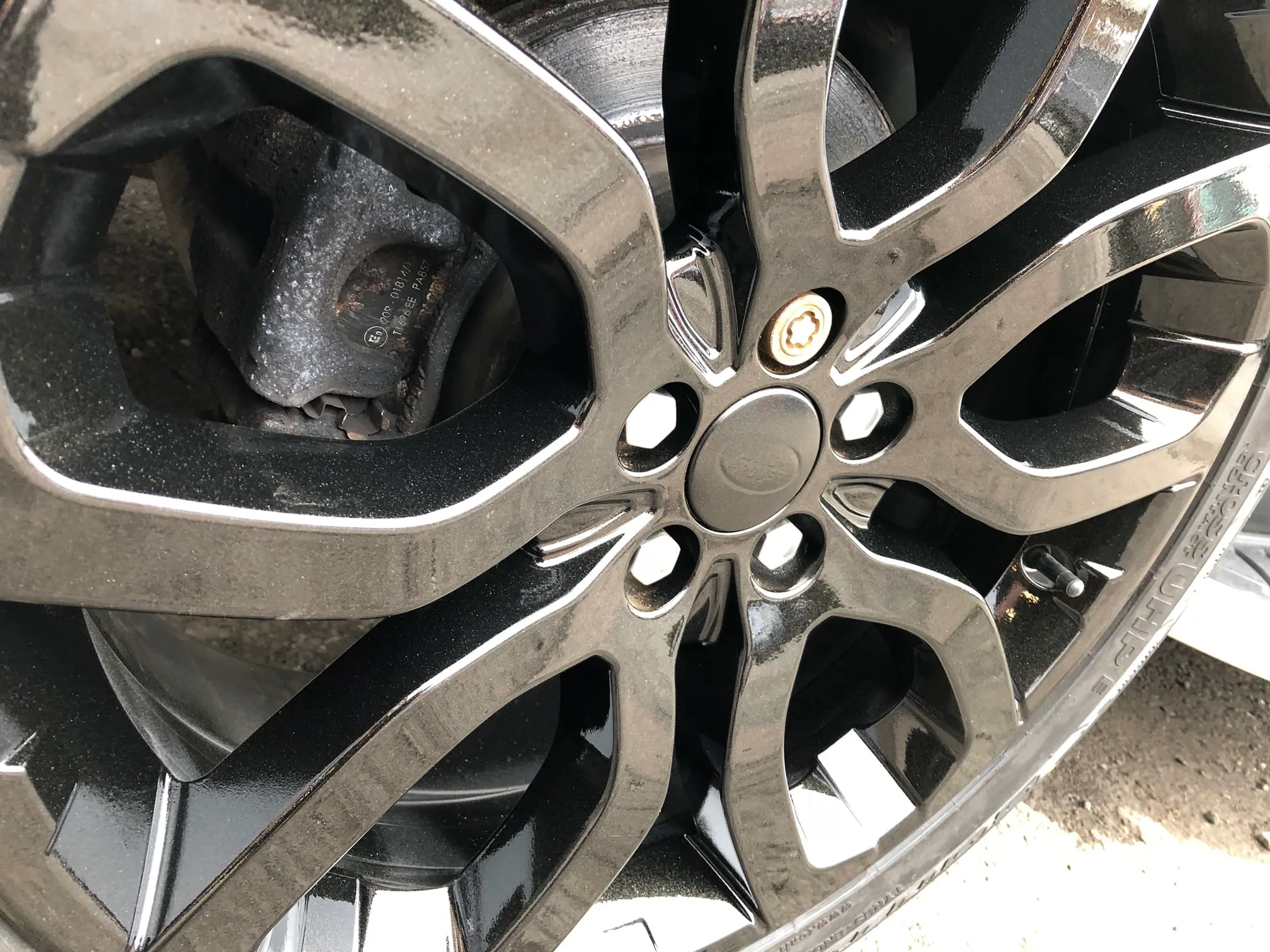 Images Treadmark Wheels & Tyres