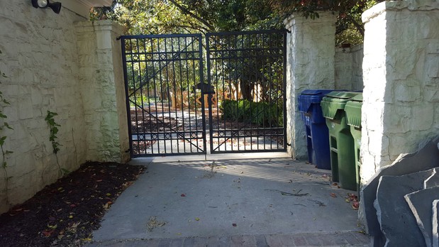 Images NEED-A-FENCE, INC.