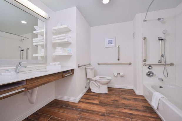 Images Hampton Inn Emporia