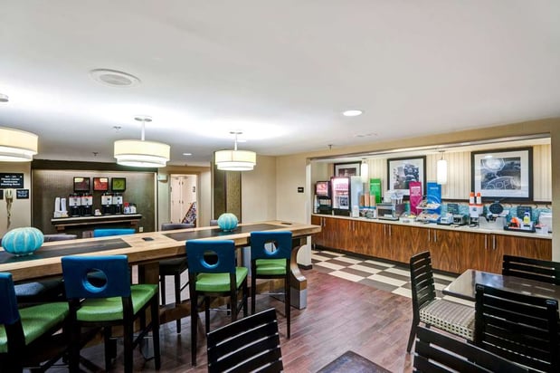 Images Hampton Inn Milford