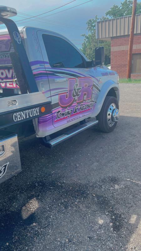 Call now for a towing service you can count on!