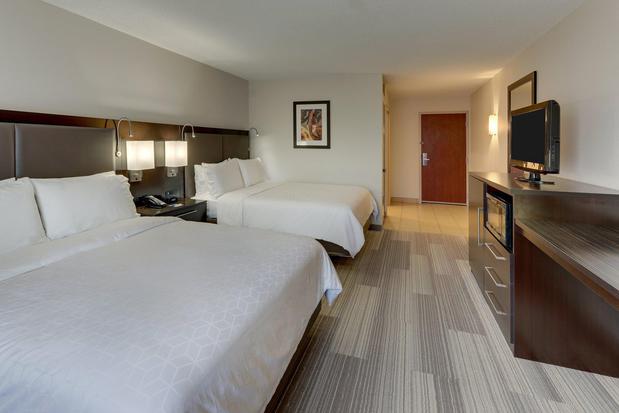 Images Holiday Inn Express & Suites Dayton-Centerville by IHG