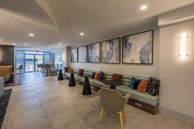 Images Holiday Inn Anderson by IHG