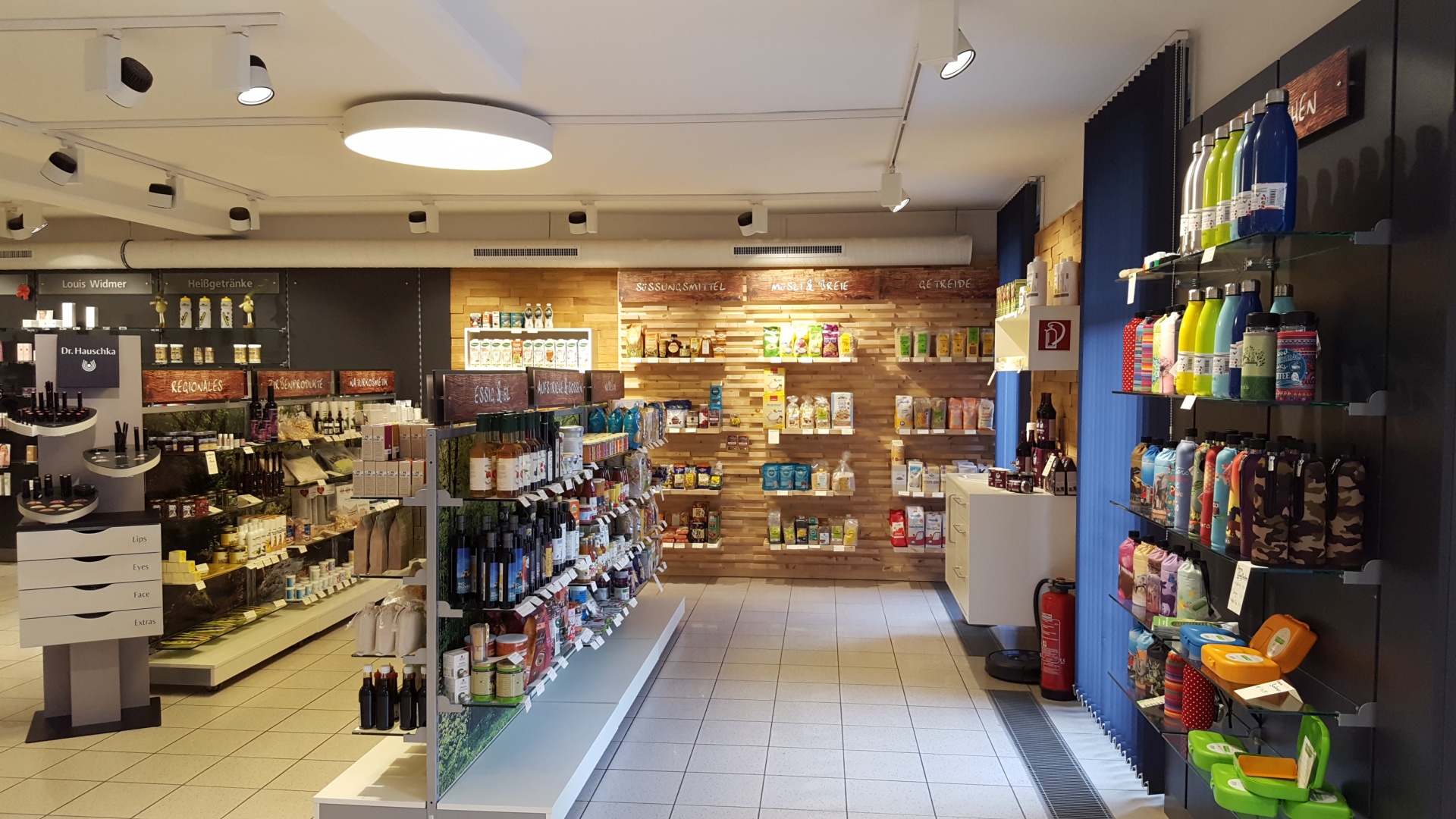 Apotheke Kirchberg Dr. Deak KG, Dorfstraße 4 in Kirchberg in Tirol