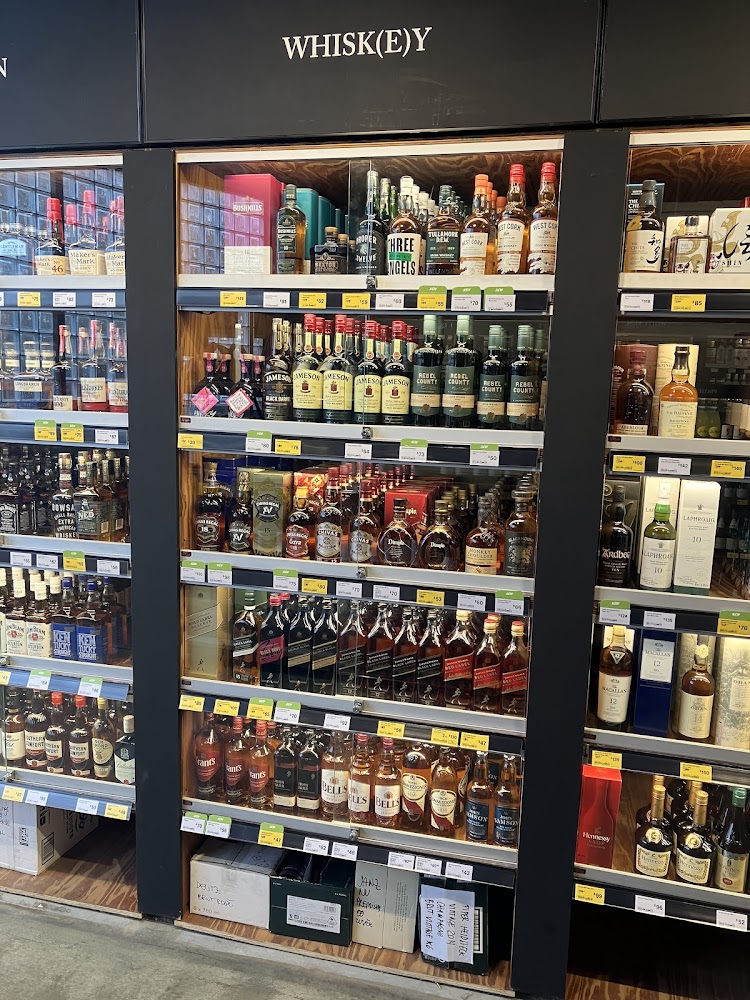 Images Liquorland South Perth