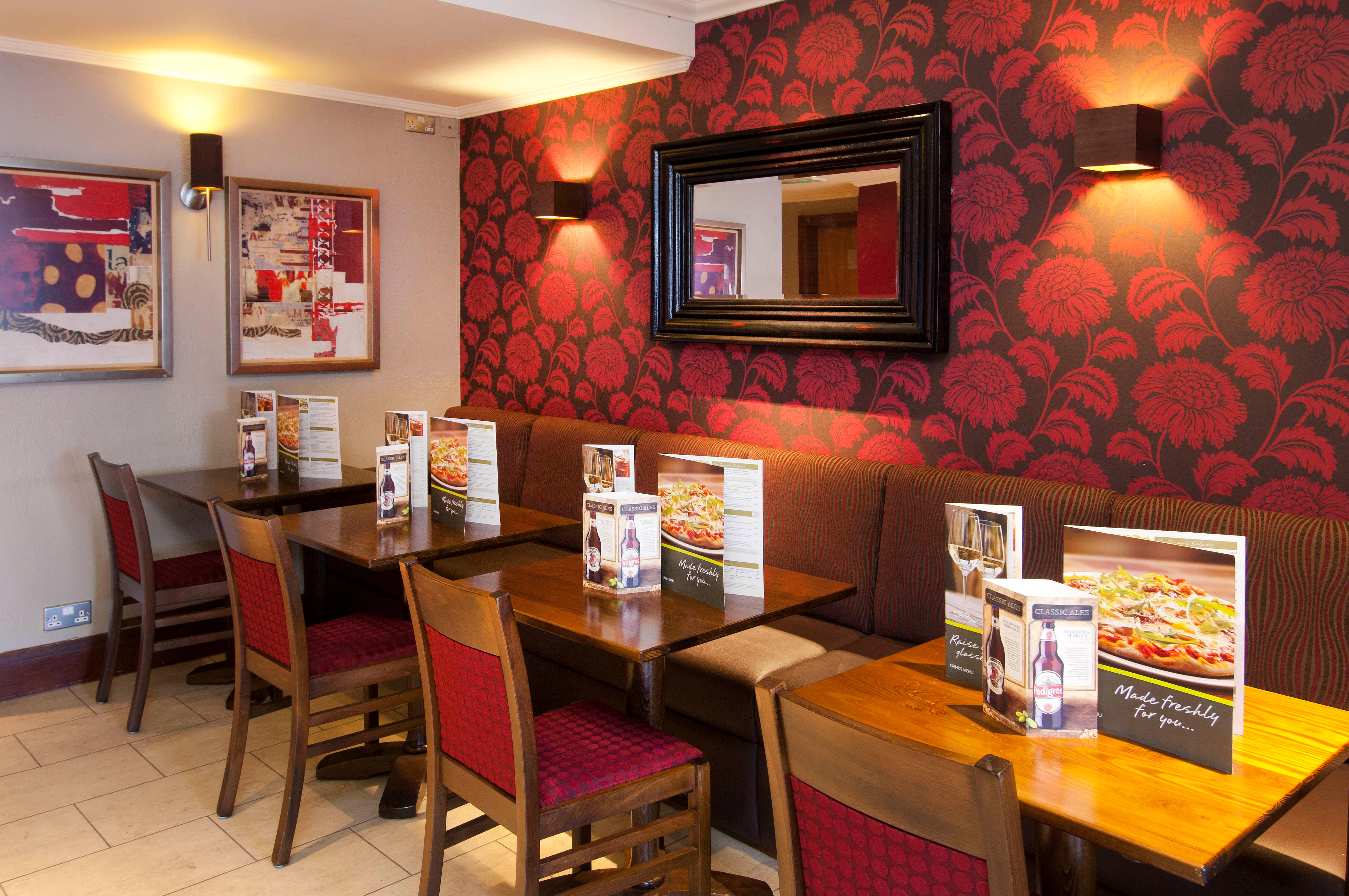 Images Premier Inn Gatwick Crawley Town West hotel