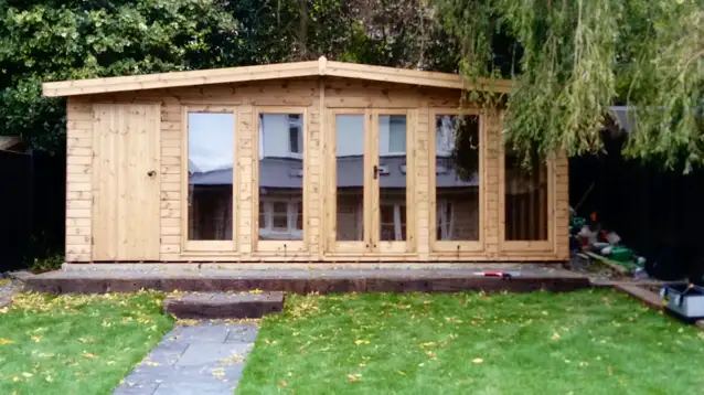 Images Herts Garden Buildings