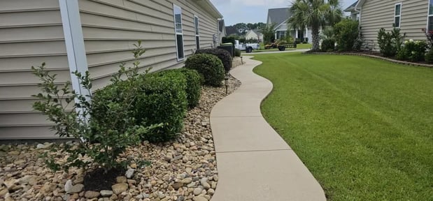 Images Southeastern Lawn & Landscaping