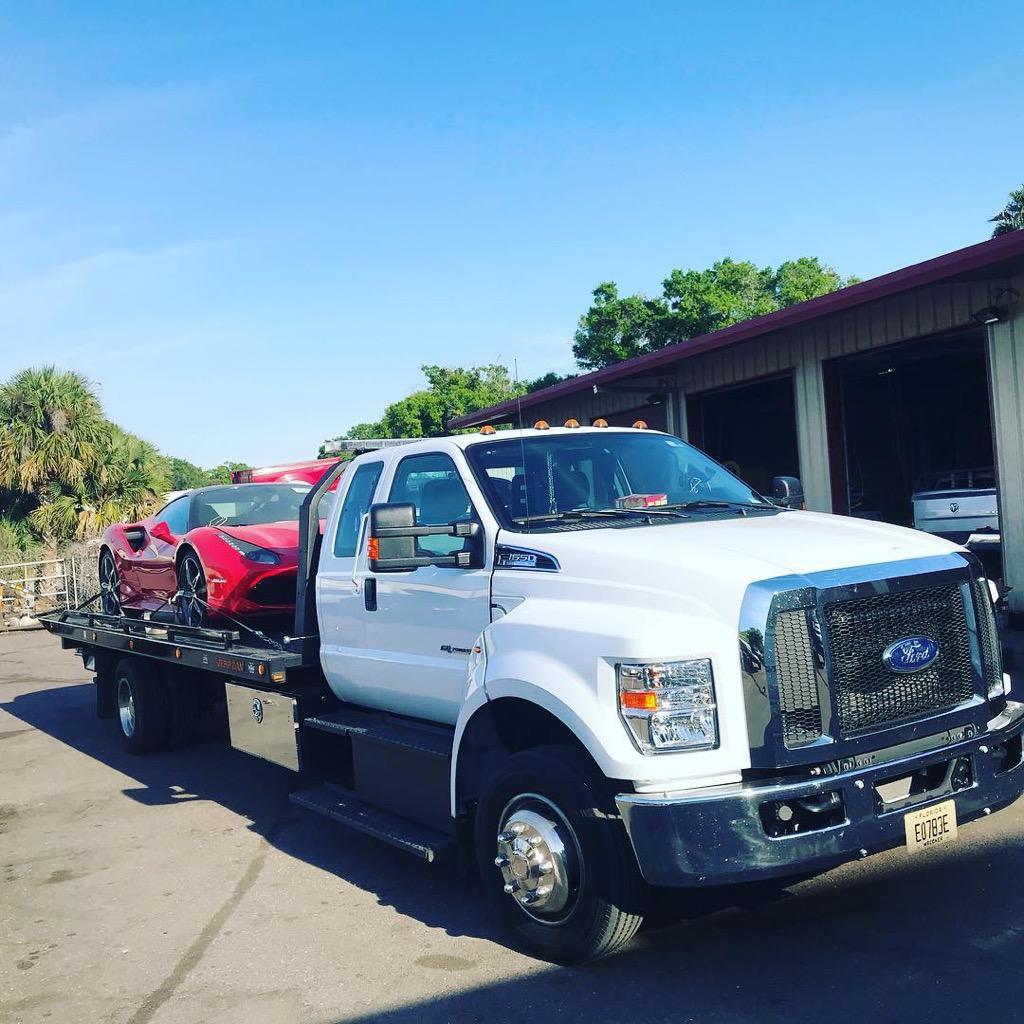 813 Towing & Transport Photo