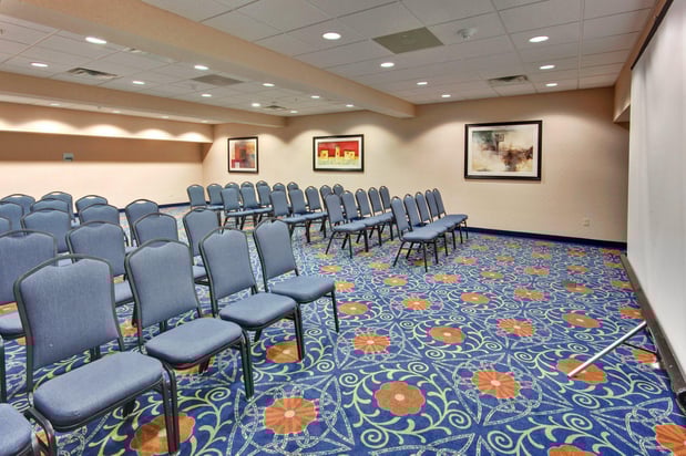 Images Holiday Inn Express & Suites Detroit-Novi by IHG