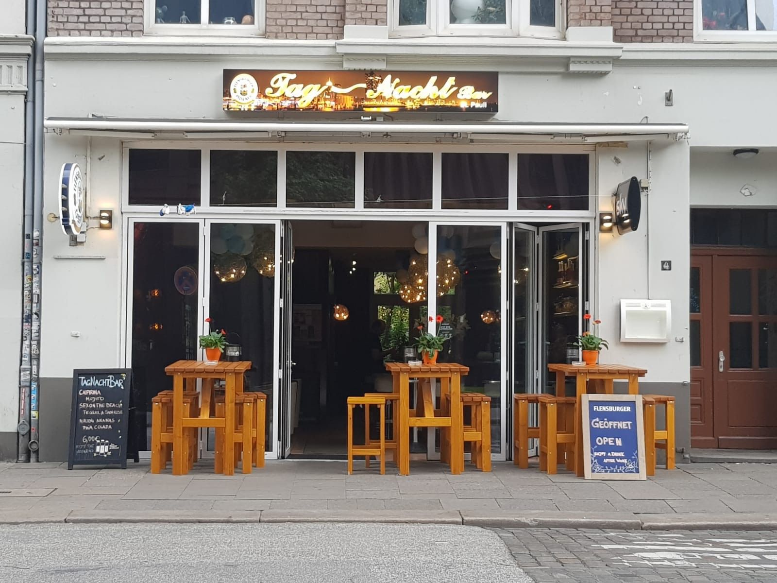 Tag-Nacht-Bar St. Pauli, Davidstraße 4 in Hamburg