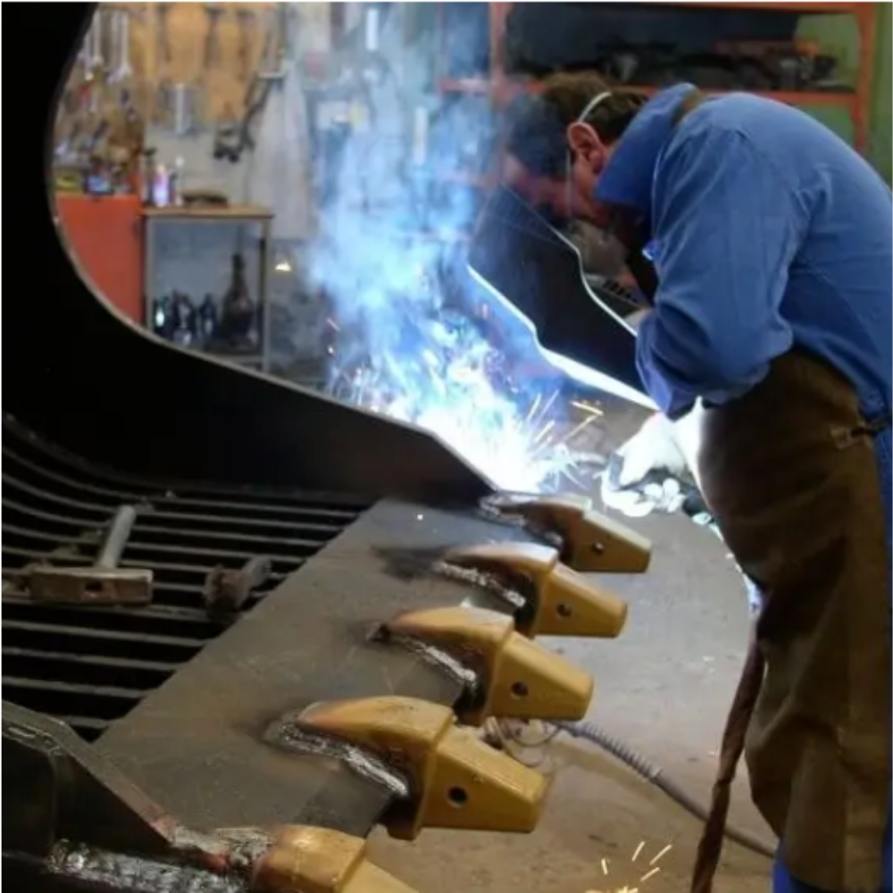 Bilder Megaparts24 - Bagger-Ersatzteile Janssen GmbH