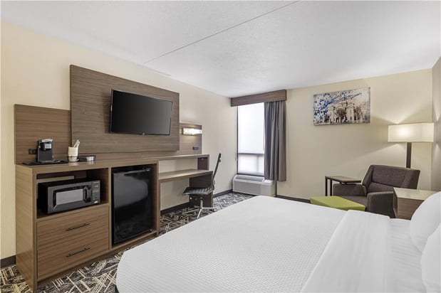 Images Best Western Plus York Hotel & Conference Center