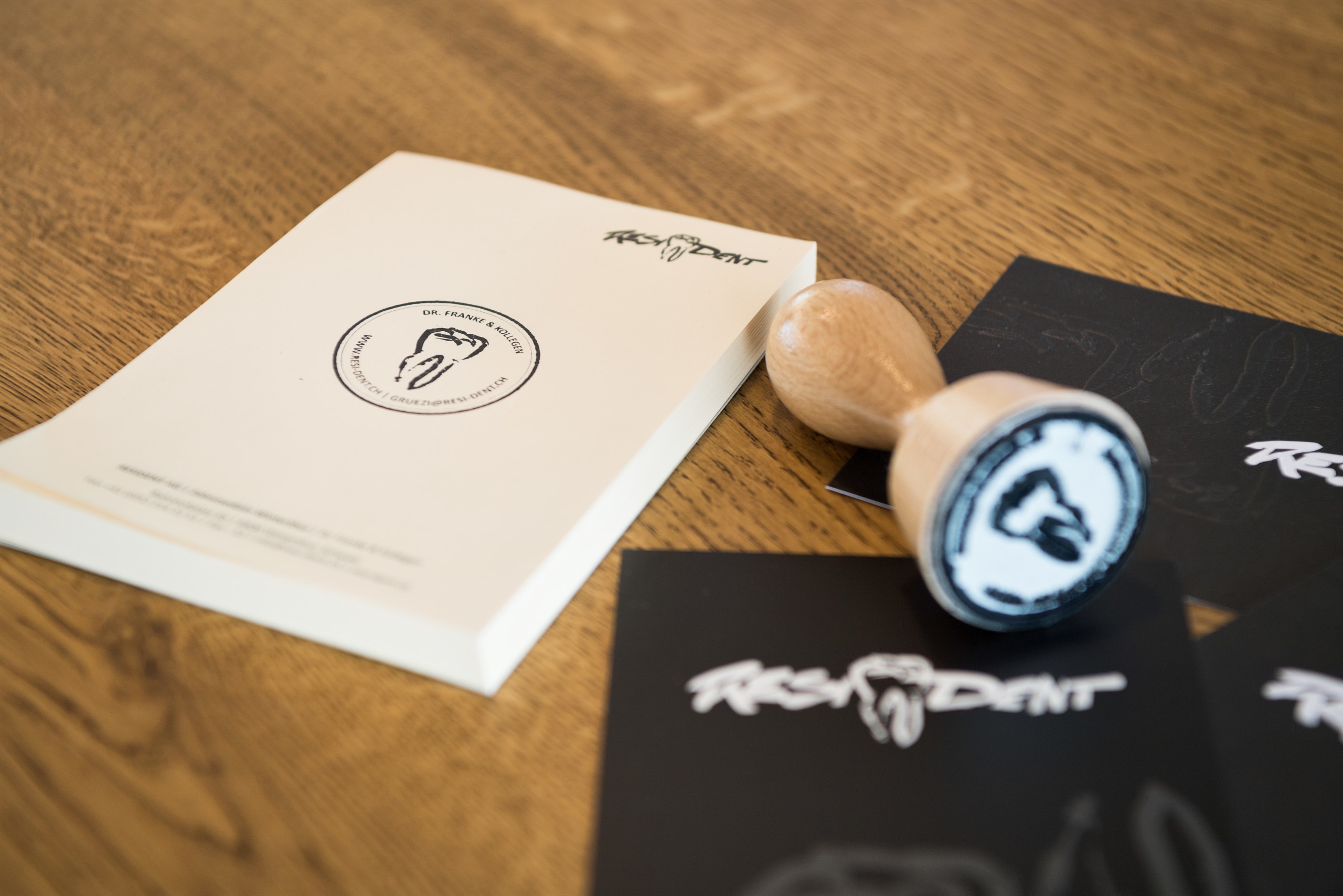 Zahnarztpraxis Resident, Hauptstrasse 49 in Berg