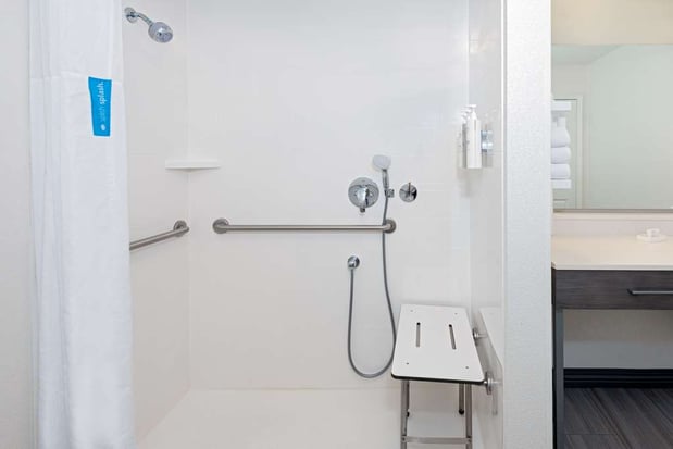 Images Hampton Inn & Suites Kansas City-Country Club Plaza