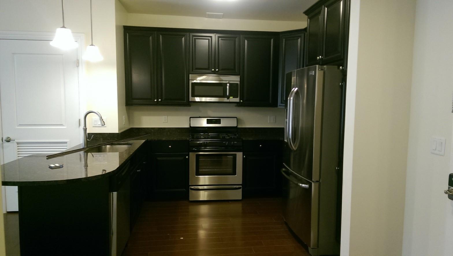 Oso Finishing & Remodeling Llc