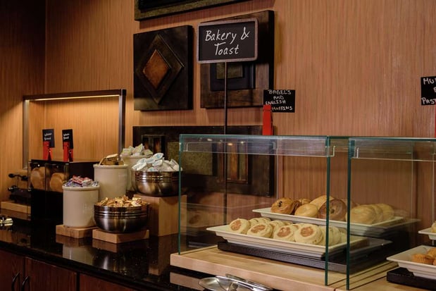 Images Embassy Suites by Hilton Minneapolis North