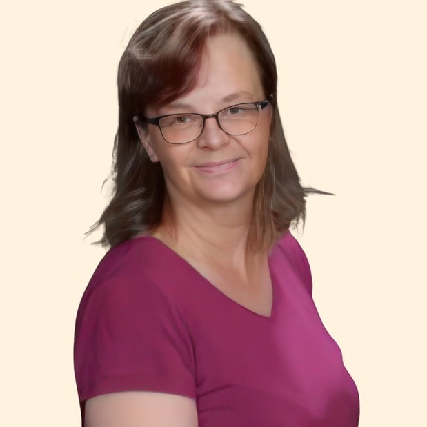 Images Julie Darter, Counselor