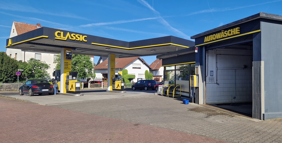 Kundenbild groß 1 CLASSIC Tankstelle