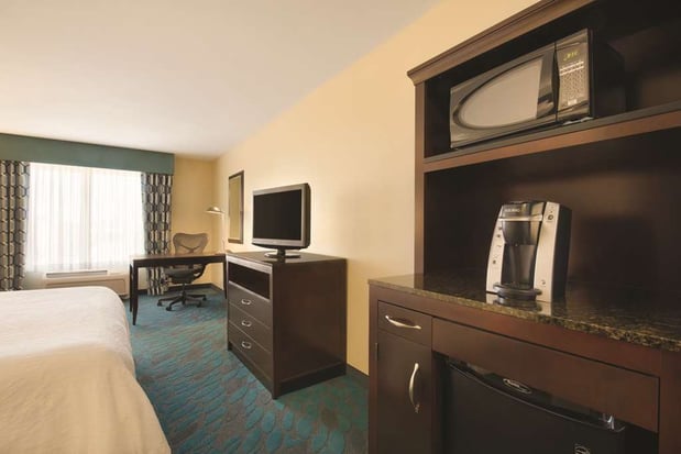 Images Hilton Garden Inn Fargo