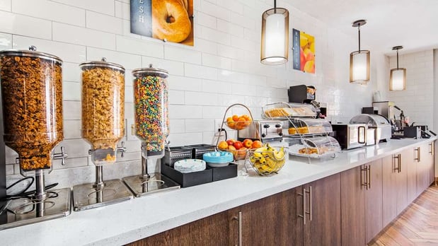 Images Best Western Plus Addison/Dallas Hotel