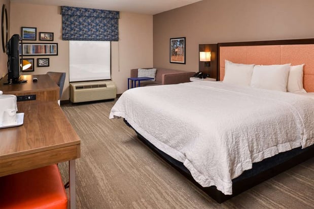 Images Hampton Inn Emporia