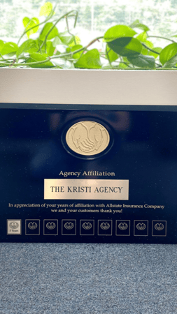 Images Kristi Minnigh: Allstate Insurance