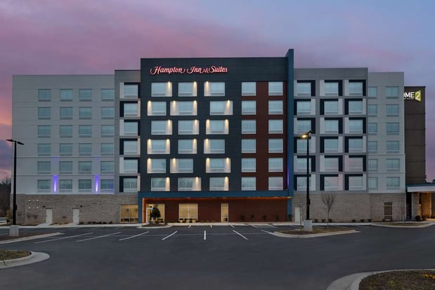 Images Hampton Inn & Suites Durham University Medical Center