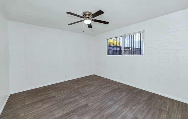 Images The Phoenix Apartments on 6th Avenue