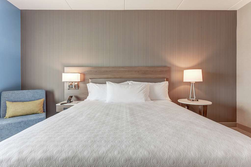 Guest room Home2 Suites by Hilton Toronto Brampton Brampton (905)216-1464