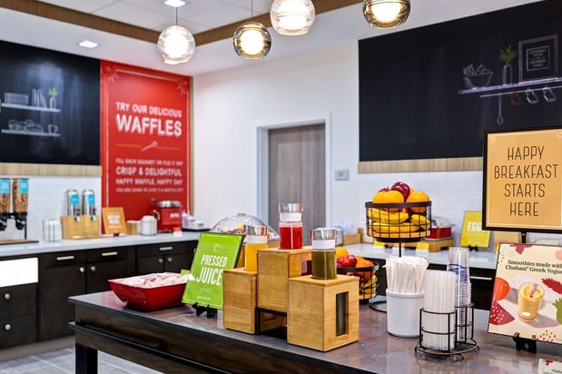 Images Hampton Inn & Suites Houston East Beltway 8