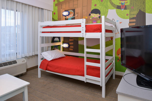 Images Holiday Inn Express & Suites Pocatello by IHG