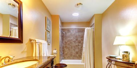 Beautify Your Bathroom: 4 Interior Painting Tips