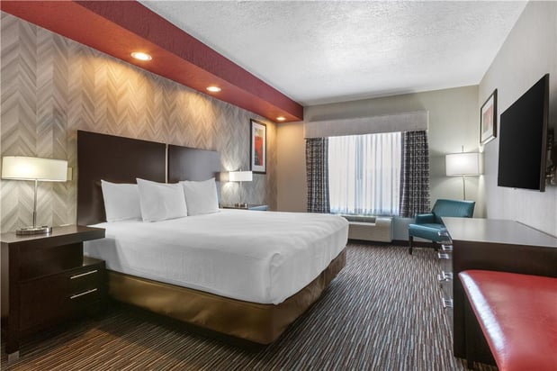 Images Best Western Plus Gallup Inn & Suites