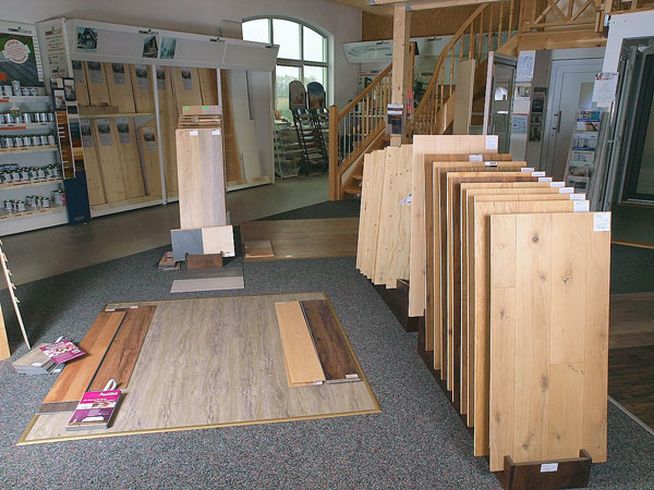 Der Schreinermarkt Meier & Hollweck, St.-Martin-Straße 31 in Lengenfeld