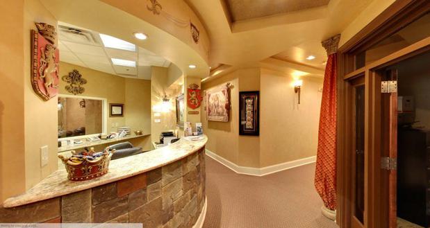 Images North Atlanta Center for Cosmetic & Implant Dentistry