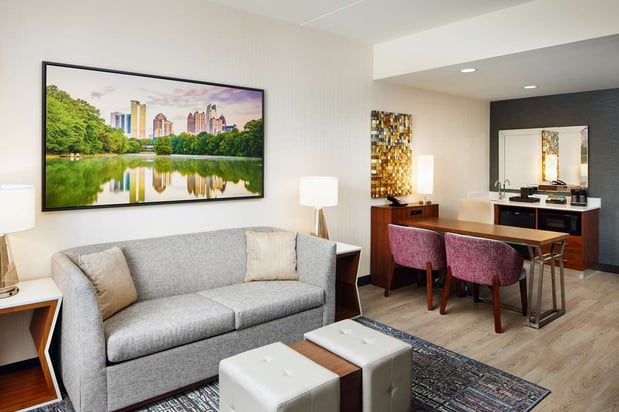 Images Embassy Suites by Hilton Atlanta Airport North