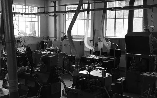 JOLA Holz und Kunststofftechnik Inh. Johann Lange, Junkerstraße 43 in Winterberg